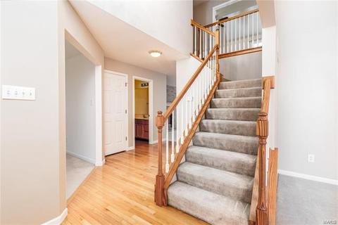 247 Jacob Ln, Ballwin, MO 63021 photo 11