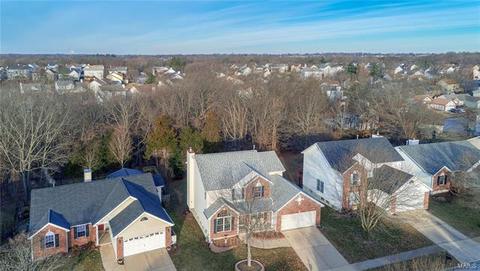 247 Jacob Ln, Ballwin, MO 63021 photo 5