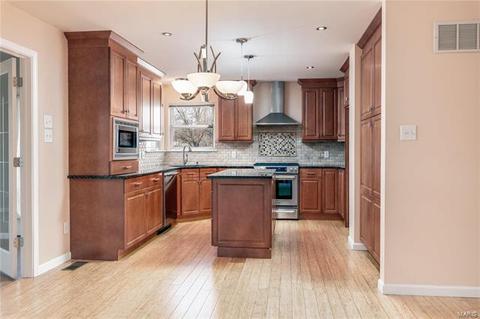 247 Jacob Ln, Ballwin, MO 63021 photo 22