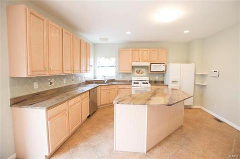 247 Arbor Trl, Ballwin, MO 63021 photo 25