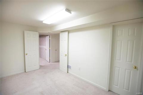 247 Arbor Trl, Ballwin, MO 63021 photo 10