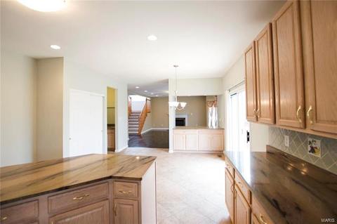 247 Arbor Trl, Ballwin, MO 63021 photo 26