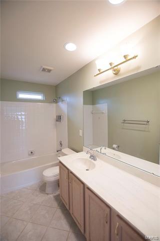 247 Arbor Trl, Ballwin, MO 63021 photo 44