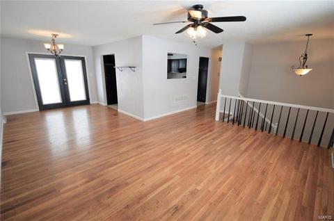 35 Lee, Saint Charles, MO 63301 photo 3