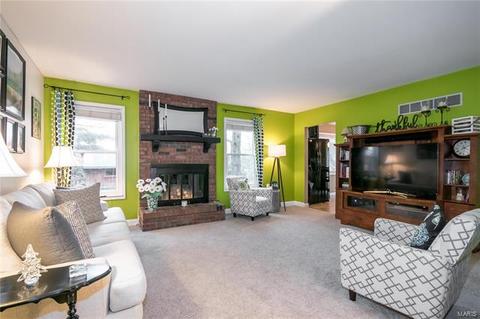 526 Oak Bridge Dr, Ballwin, MO 63021 photo 5