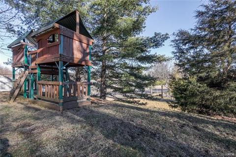 526 Oak Bridge Dr, Ballwin, MO 63021 photo 28