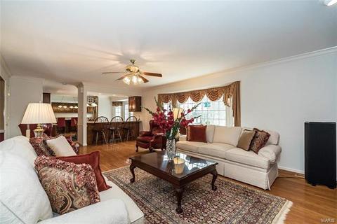 16223 Forest Meadows Dr, Chesterfield, MO 63005 photo 8