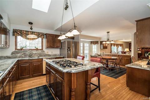 16223 Forest Meadows Dr, Chesterfield, MO 63005 photo 14