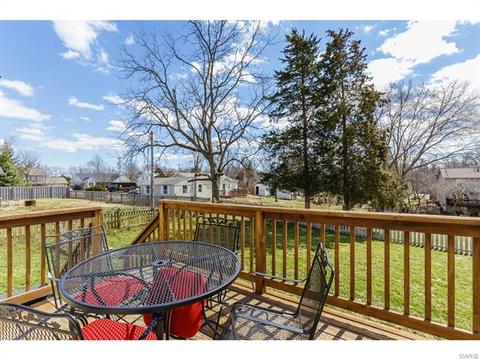 492 Tumulty Dr, Ballwin, MO 63021 photo 2
