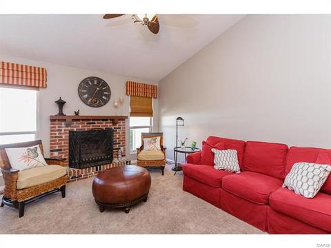 492 Tumulty Dr, Ballwin, MO 63021 photo 6