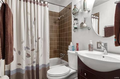 2703 Danforth Dr, Saint Louis, MO 63129 photo 42
