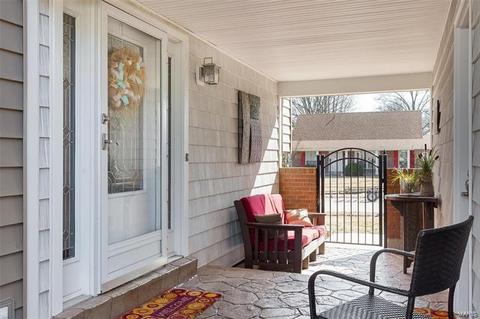 2703 Danforth Dr, Saint Louis, MO 63129 photo 13