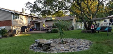 2703 Danforth Dr, Saint Louis, MO 63129 photo 9