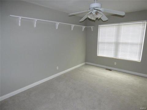601 Rustic Valley Dr, Ballwin, MO 63021 photo 12