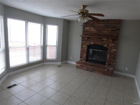 601 Rustic Valley Dr, Ballwin, MO 63021 photo 6