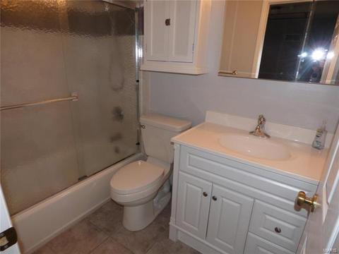 601 Rustic Valley Dr, Ballwin, MO 63021 photo 13