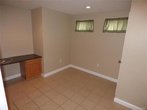 601 Rustic Valley Dr, Ballwin, MO 63021 photo 17