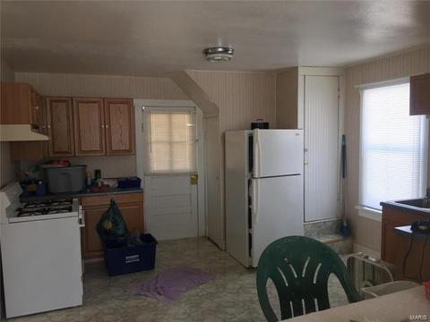 2119 N 5th, Saint Charles, MO 63301 photo 8