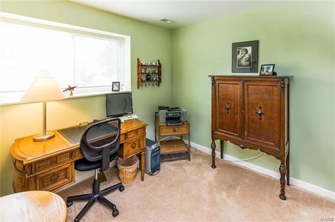 1806 Ridgeview Circle Dr, Ballwin, MO 63021 photo 13