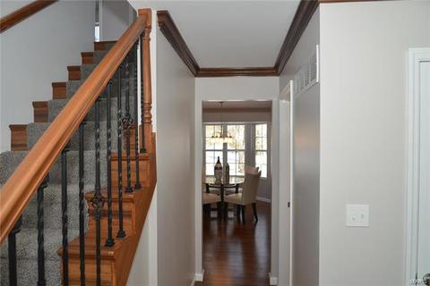 2748 Barrett Station Rd, Ballwin, MO 63021 photo 2