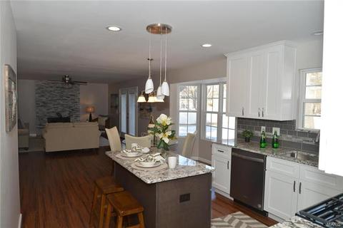 2748 Barrett Station Rd, Ballwin, MO 63021 photo 6