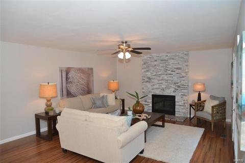 2748 Barrett Station Rd, Ballwin, MO 63021 photo 12