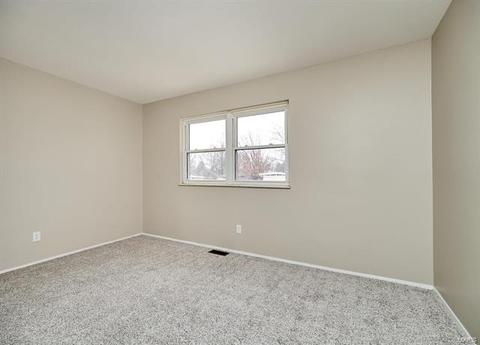 400 Coventry Ln, Manchester, MO 63021 photo 11
