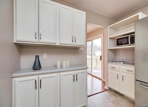 400 Coventry Ln, Manchester, MO 63021 photo 10