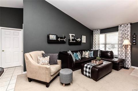 4 N Mdw, O'fallon, MO 63366 photo 2