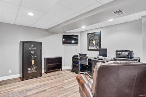 1043 Johanna Dr, Ballwin, MO 63021 photo 24