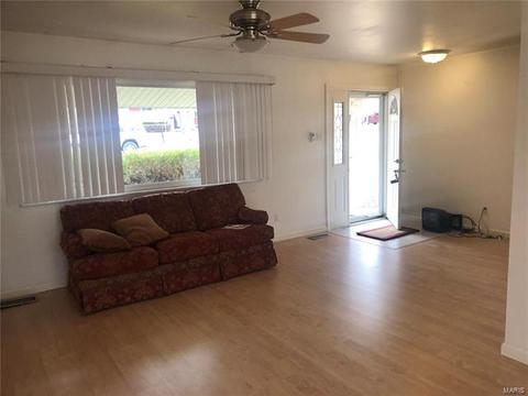 918 Sherwick, Manchester, MO 63021 photo 4