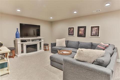 511 Stephanie Ln, Manchester, MO 63011 photo 18