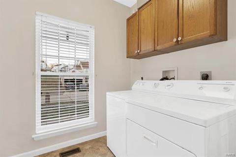 17202 Hilltop Rdg, Eureka, MO 63025 photo 22
