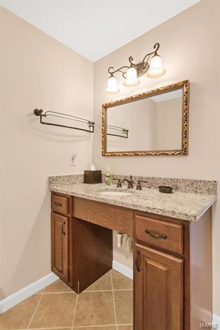 17202 Hilltop Rdg, Eureka, MO 63025 photo 31