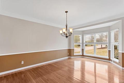 17202 Hilltop Rdg, Eureka, MO 63025 photo 8