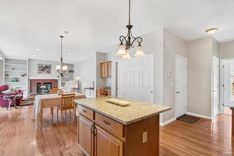 17202 Hilltop Rdg, Eureka, MO 63025 photo 12