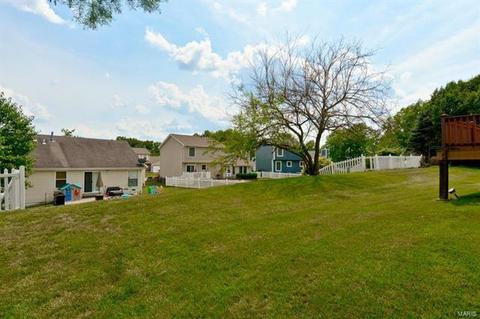 232 Maeve Ct, Ballwin, MO 63021 photo 33
