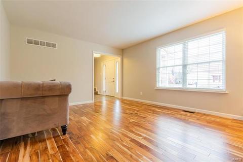 807 Palm Bay Dr, Ellisville, MO 63021 photo 6