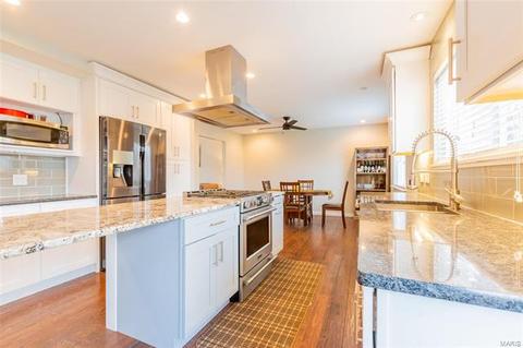 807 Palm Bay Dr, Ellisville, MO 63021 photo 11