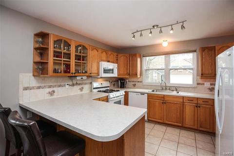 1455 Pepperdine, Ballwin, MO 63021 photo 8
