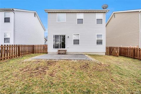 209 Springbeach Dr, O'fallon, MO 63368 photo 4
