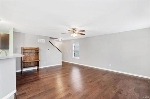 209 Springbeach Dr, O'fallon, MO 63368 photo 7