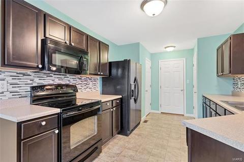 209 Springbeach Dr, O'fallon, MO 63368 photo 11