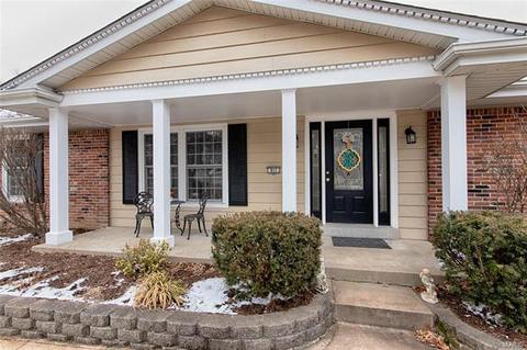 917 Dutch Mill Dr, Ballwin, MO 63011 photo 2