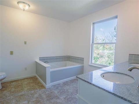 235 Windy Acres Estates Dr, Ballwin, MO 63021 photo 20