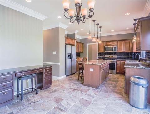 235 Windy Acres Estates Dr, Ballwin, MO 63021 photo 12