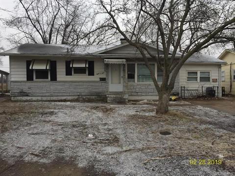 809 Saint Williams Dr, Cahokia, IL 62206 photo 1