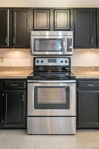 838 Ginger Wood Ct, Ballwin, MO 63021 photo 12