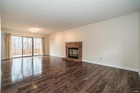 838 Ginger Wood Ct, Ballwin, MO 63021 photo 5