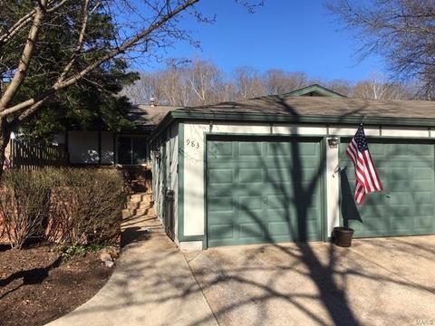 983 Silversprings Ln, Manchester, MO 63021 photo 1